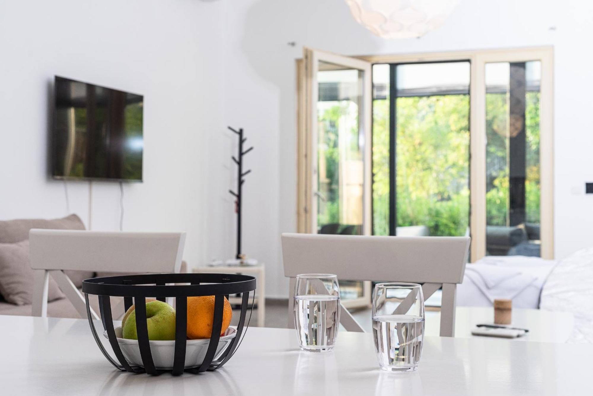 Vertmont Apartments Свети-Стефан Экстерьер фото