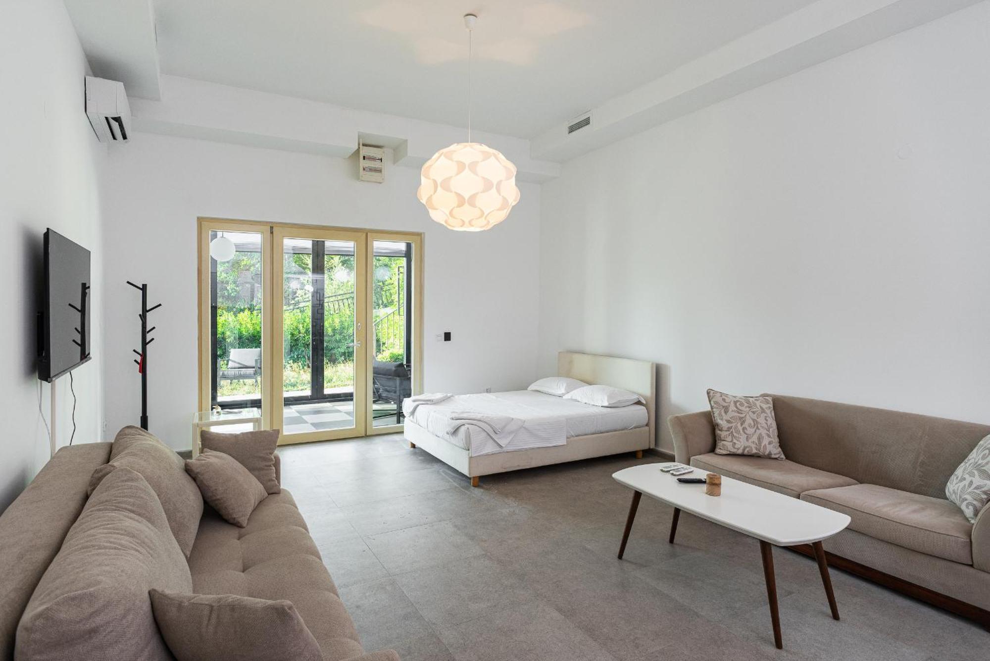 Vertmont Apartments Свети-Стефан Экстерьер фото